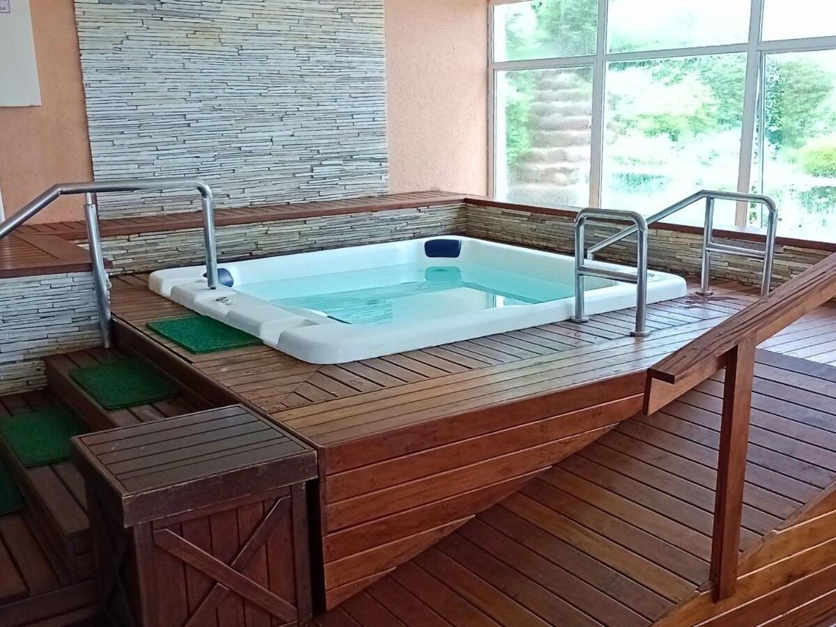 Apartamento No Residencial Village No Centro De Gramado, Com Piscina Aquecida E Hidromassagem Eksteriør billede